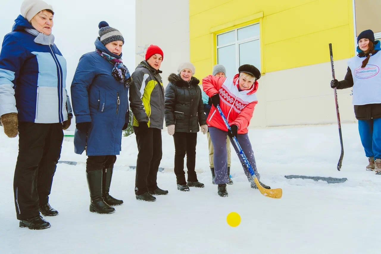  «Зимний драйв» охватил долголетов в городе Куровское.