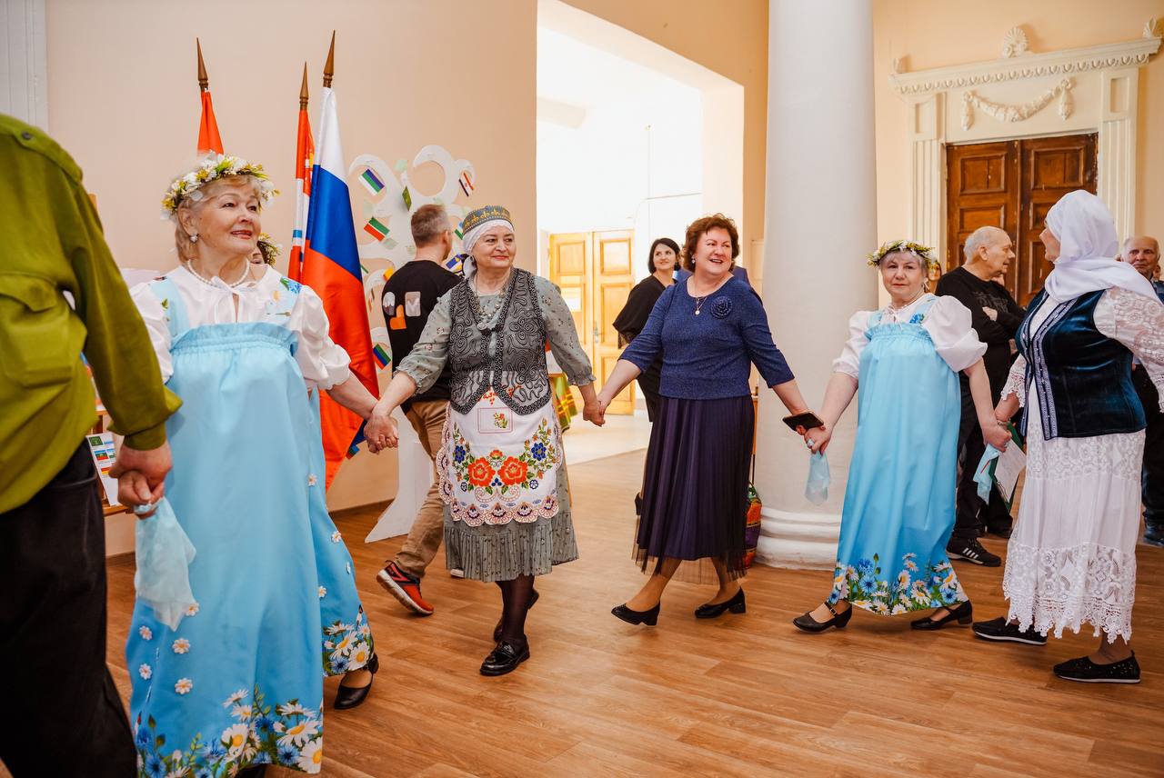 Дружба народов